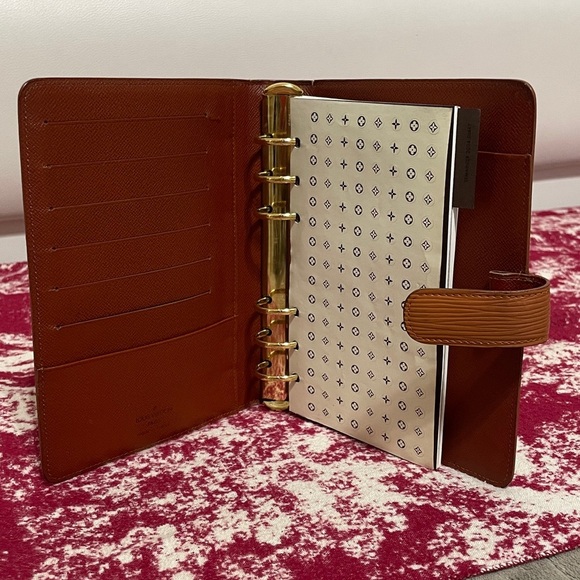 Louis Vuitton Tan Textured Organizer - Picture 7 of 14